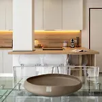 Lägenhet Luxury House Center With Private Garden Olbia