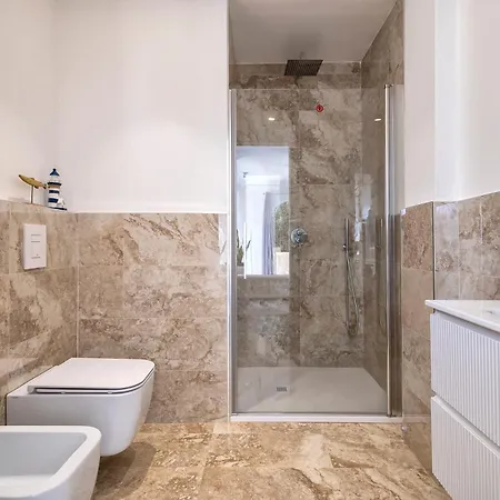 Appartement Luxury House Center With Private Garden